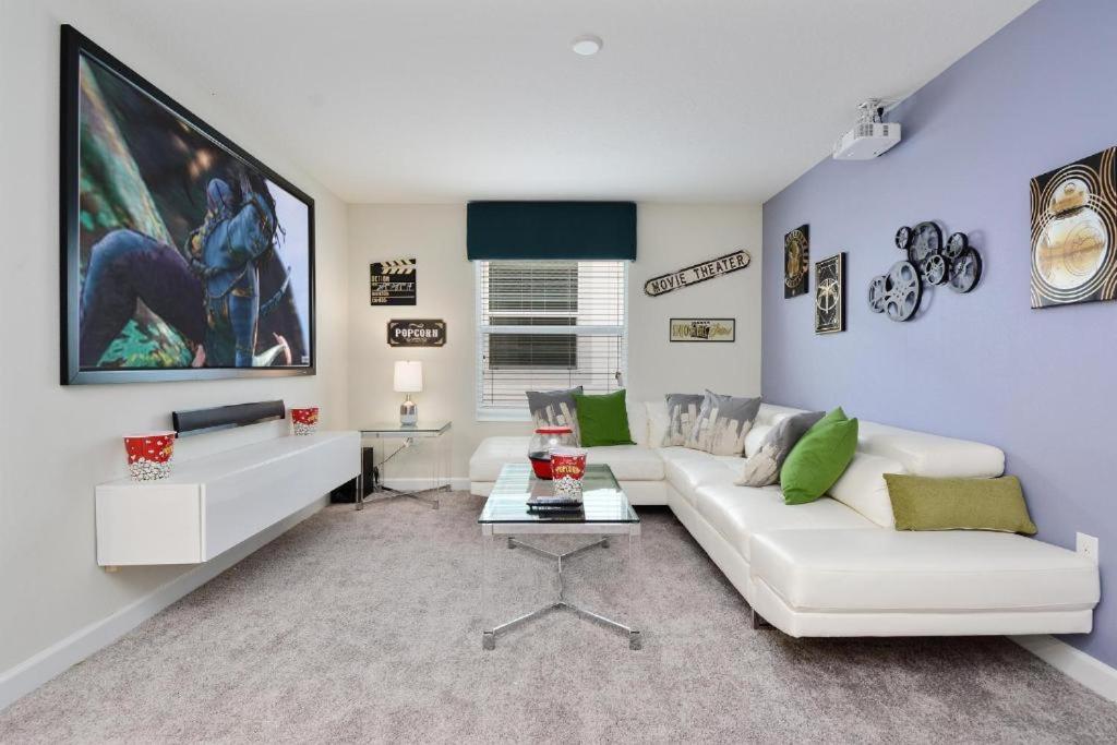 Wonderful 18 Minutes Away From Disney! Villa *