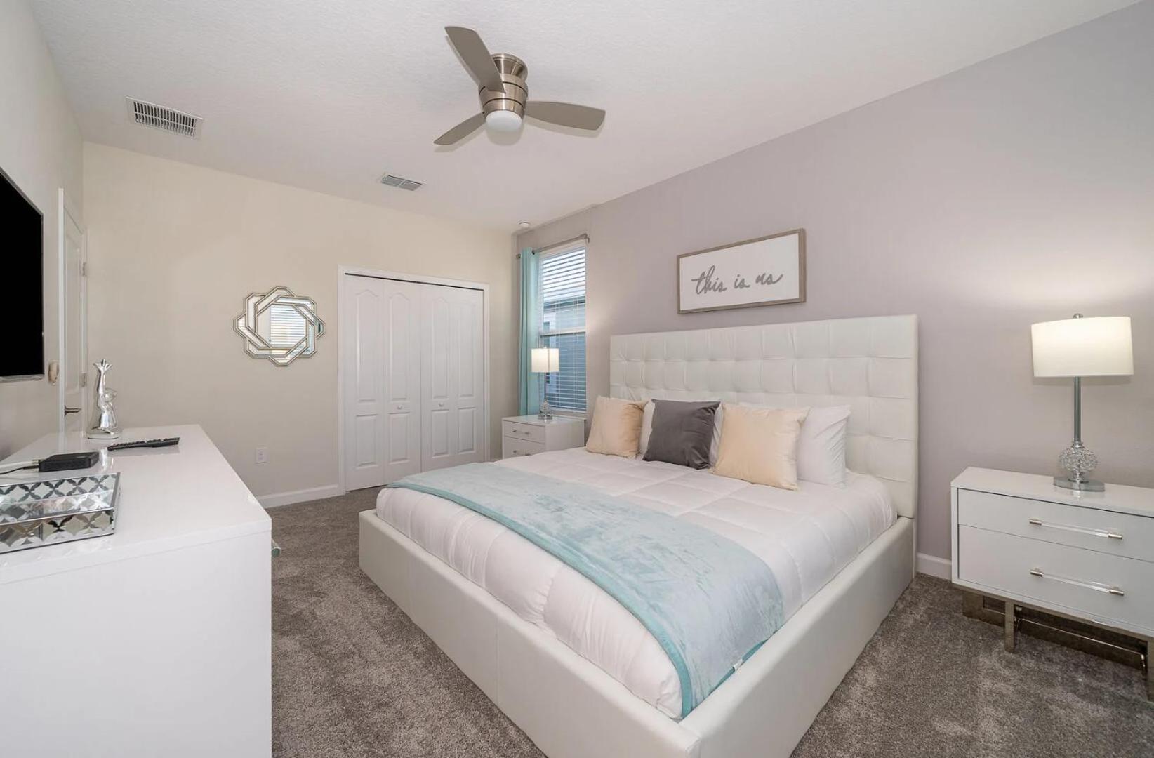 Wonderful 18 Minutes Away From Disney! Villa *
